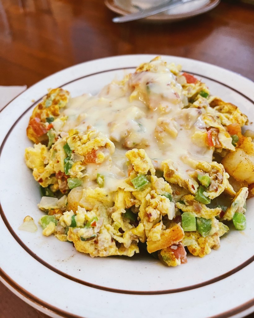 Chef's Bowl at Pat's International in Guerneville CA