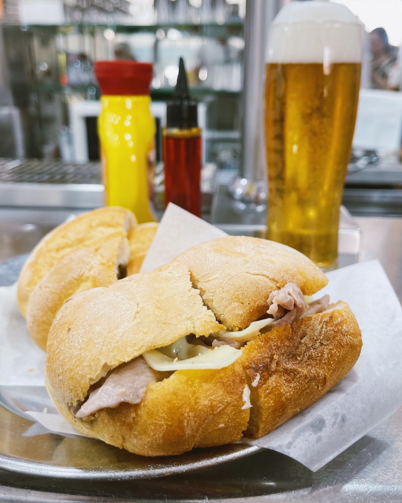 Bifana and a beer from O Trevo